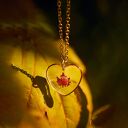 Jesienny naszyjnik serce z liściem klonu