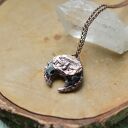 Lunula z obsydianu w miedzi - wisior na łańcuszku