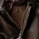 Naszyjnik z kwiatem z różowego złota