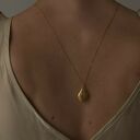 różowe naszyjnik z różowego złota z muszlą