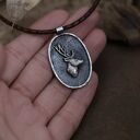 Wisior z jeleniem szlachetnym ze srebra