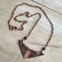 Naszyjnik - wisior z oksydowanej miedzi i lawy wulkanicznej /1/