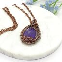 Miedziany naszyjnik z fioletowym jadeitem