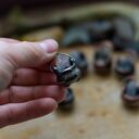 Kociołek wiedzmy - naszyjnik z kryształem górskim