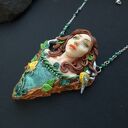 Naszyjnik z kobietą i malachitem