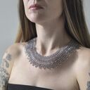 Ażurowy naszyjnik kołnierzyk z koralików szklanych