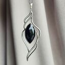 Subtelny wisior z onyksem