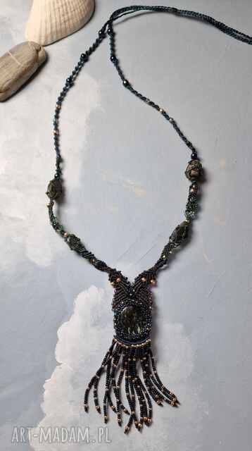 naszyjnik z efektownym labradorytem "Dusk"