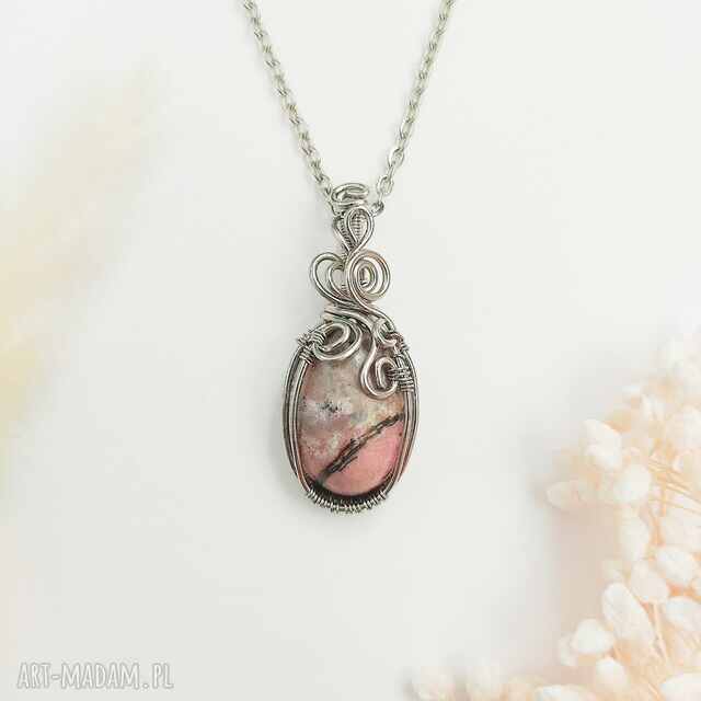 Naszyjnik Rodonit stal chirurgiczna wisiorek handmade wirewrapping