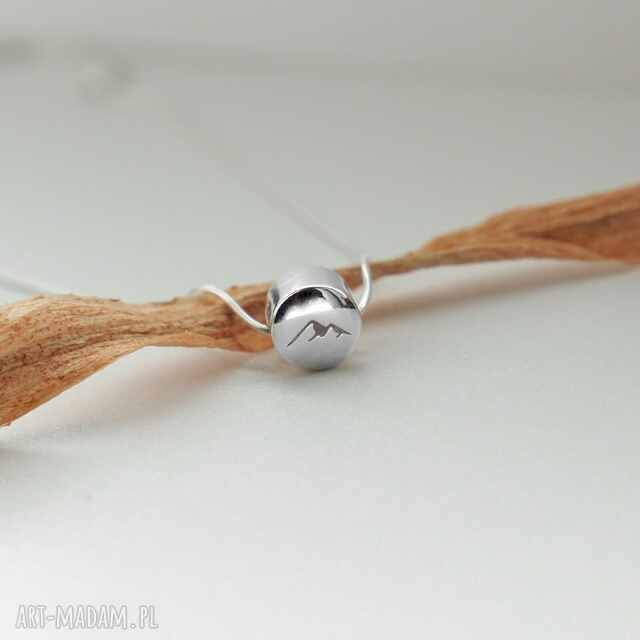 Naszyjnik pastylka z górami