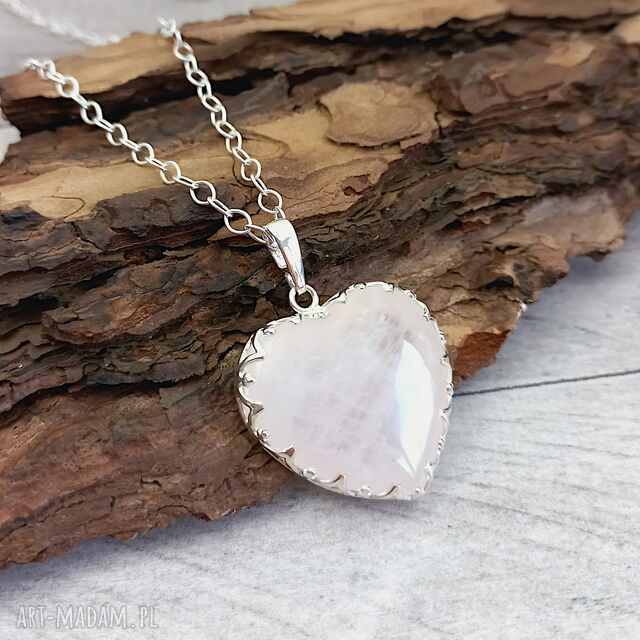 Serce kwarcu różowego