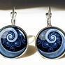 Niebieska spirala - Medalion z łańcuszkiem - handmade elegancki naszyjniki