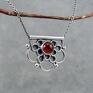 Tiny pendant red flower mandala - piwonia drobny