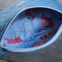 niebieska wakacyjna saszetka