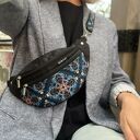 Nerka M „Indigo Flow” miniportfelik gratis