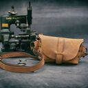 Mała nerka 2w1 - stylowa saszetka z funkcją torebki na ramię