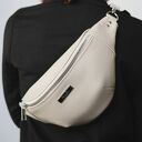 Nerka XL ze skóry naturalnej beżowa Musslico - crossbody