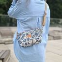 Pikowana torebko nerka z weluru Lizbona