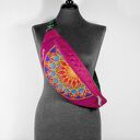 Kolorowa nerka z mandalą