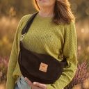 Pojemna torebka crossbody z czekoladowego nubuku