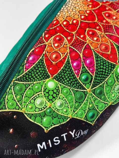 Kolorowa nerka z mandalą