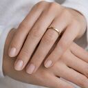 Regulowana mosiężna obrączka w kolorze złota - prosta i minimalistyczna