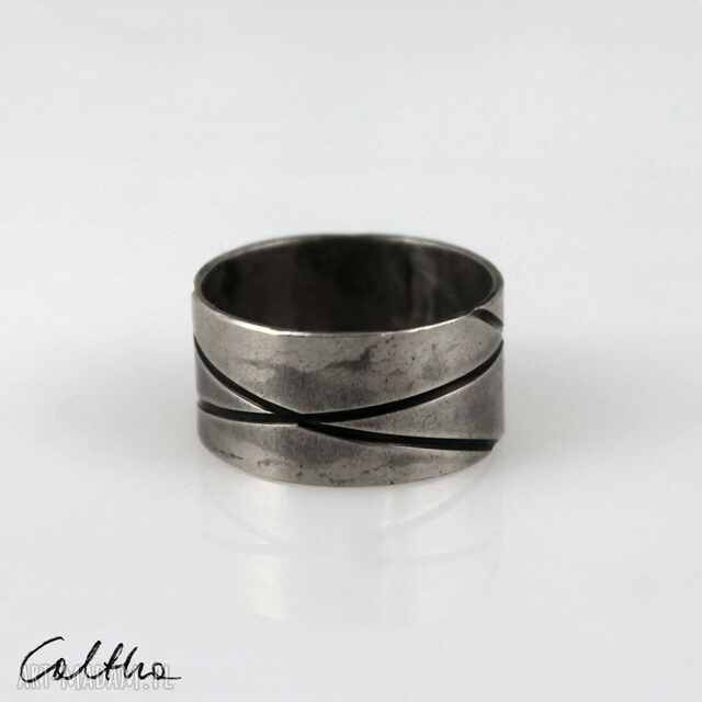 Skosy - metalowa obrączka (rozm. 18) (1910 -04) unikat