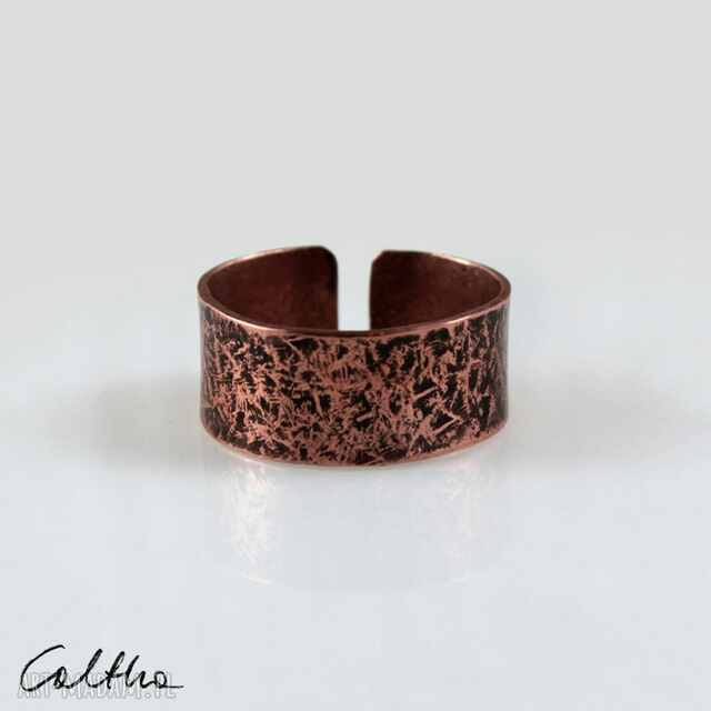 Kamień - miedziana obrączka - różne rozmiary (2000 -16) III