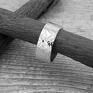pierścień, srebro, młotkowana - moletowana obrączka srebrna 925