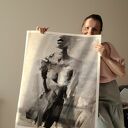 Plakat fine art Kobieta 68x86 cm - czarno-biały szkic Louka