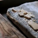 Ceramiczny obraz w ramie - zachód słońca z angobów i szkliwa strukturalnego