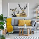 Nowoczesny obraz drukowany na płótnie - 120x80 cm rodzina jeleni w zółtych sweterkach 02367