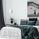 Obraz na płótnie Banksy Dziewczynka w pionie 50x70 cm