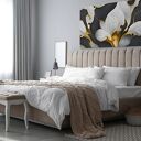 Obraz do salonu - BIAŁE KALIE KWIATY ZŁOTE AKCENTY - 70x50 cm (100101)