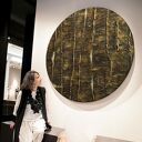Modny okrągły obraz GOLDEN STRIPES z fakturą - średnica 70 cm