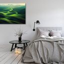 Obraz Dolina 1 - zielone góry na płótnie 120x80 cm