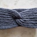 Opaska damska - opadka na zimę w niebieskim jeansowym odcieniu