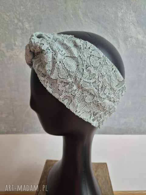 opaska koronkowa blado niebieska rozmiar one size dla 57 -58cm podwójna świetna na codzienne noszenie