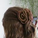 Spinka do włosów handmade - róża na klamrze w zgaszonym brązie