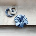 In blue - zestaw jedwabnych scrunchie