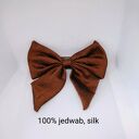 Duża, jedwabna kokarda ze wstążką