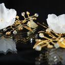 Ślubne kokówki z naturalnego jedwabiu w złotej oprawie Swarovski