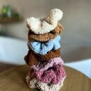 Miękka, puszysta scrunchie BRAZOWA z materiału teddy - ręczne wykonanie