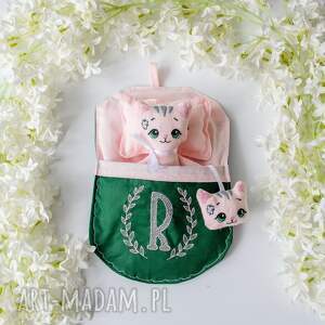 handmade maskotki kotek z łóżeczkiem - różyczka - seria kochany