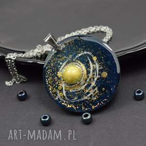 KAMELEON - duży, kosmiczny wisiorek z żywicy - okrągły, duży wisiorek