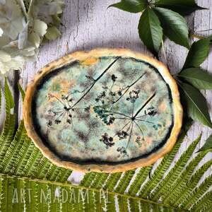 kolorowa podstawka z motywem roślinnym, ceramika roślinami, talerzyk