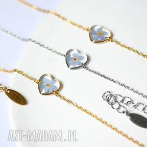 delikatna, ręcznie robiona bransoletka serduszko z prawdziwą niezapominajką