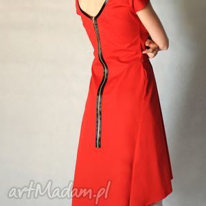 sukienki czerwony łabędź - sukienka