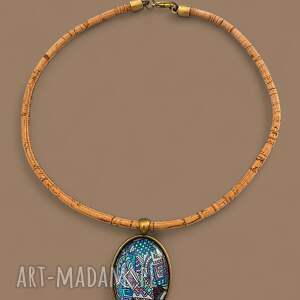 naszyjnik z korka cork cabo medalionem grafiką 2, korek