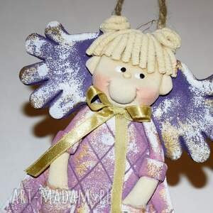 ręcznie robione dekoracje świąteczne mała modelka - anioł prezent, na szczęcie, z masy